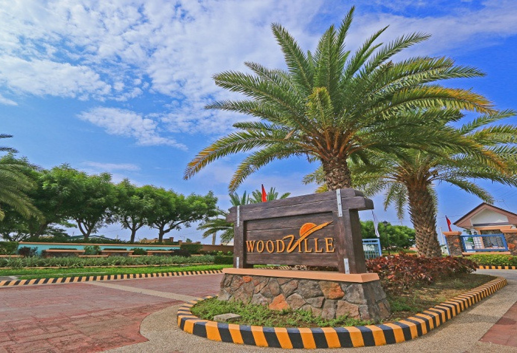 Entrance-Gate-Woodville-General-Trias-Cavite-Futura-Homes-by-Filinvest